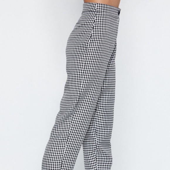 NastyGal Houndstooth Pants - Picture 3 of 6